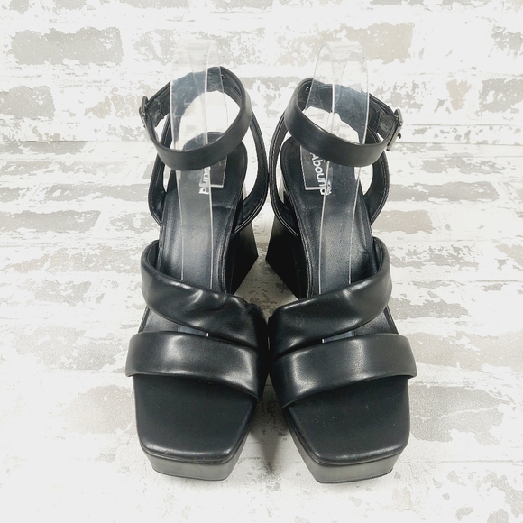 New Abound Tracy Black Faux Leather Block Heel Retro Platform Sandals H465 - Picture 3 of 15